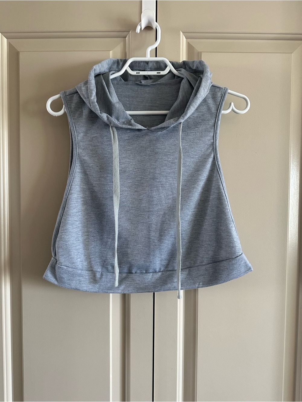 Sleeveless Gray Hooded Crop Top